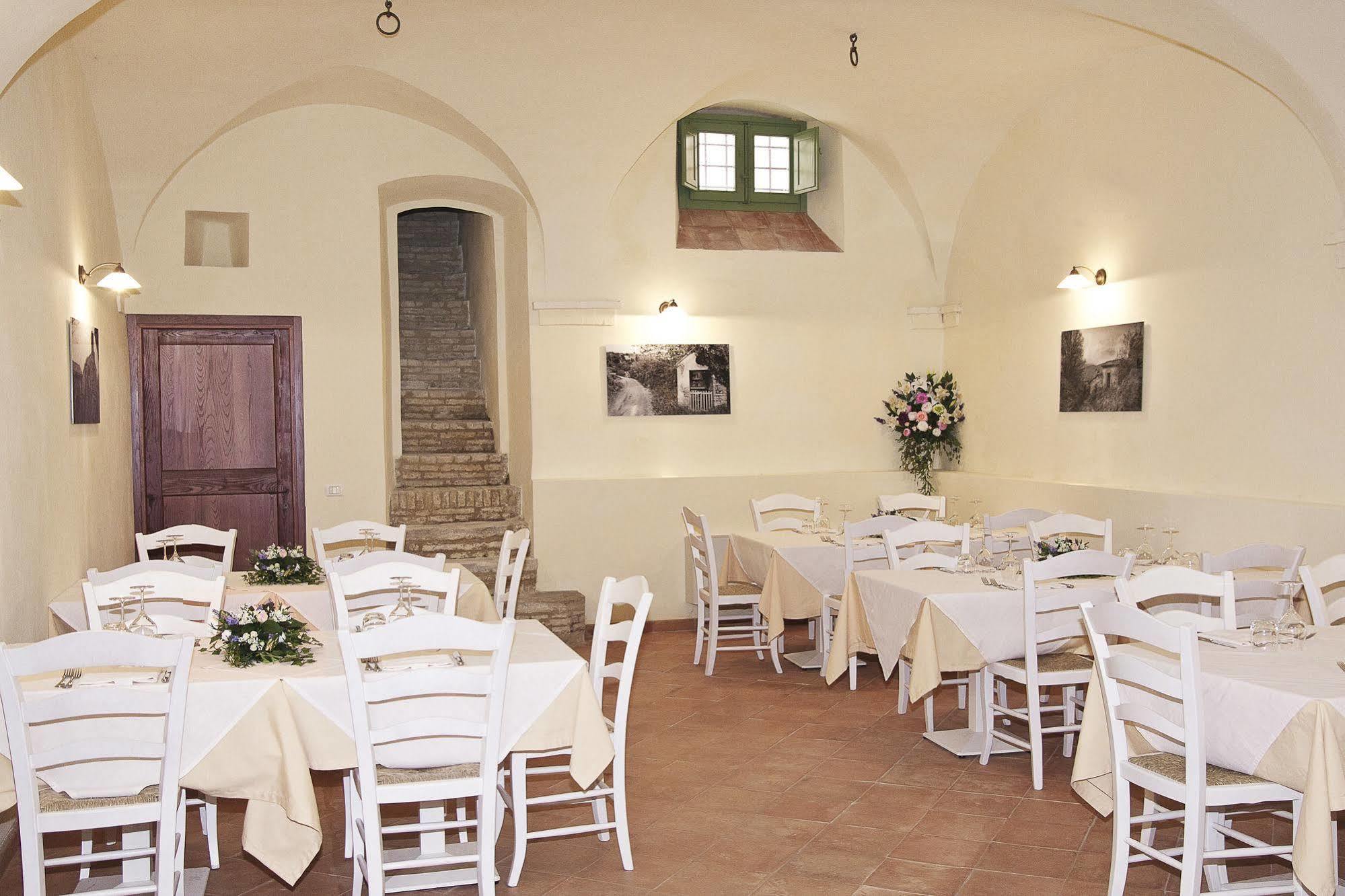Borgo Di Gallano Valtopina Bagian luar foto